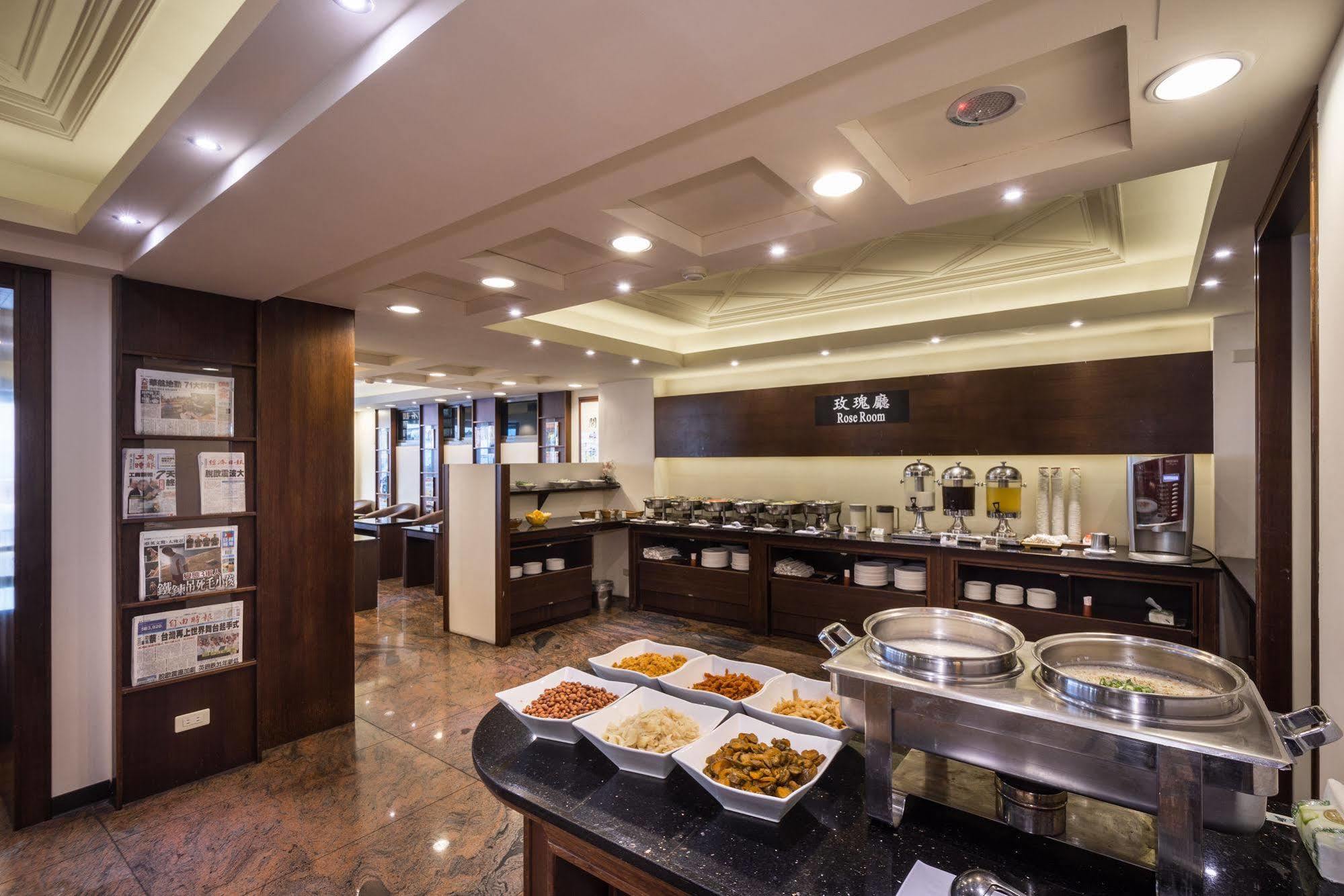 The Enterpriser Hotel Tajcshung Kültér fotó