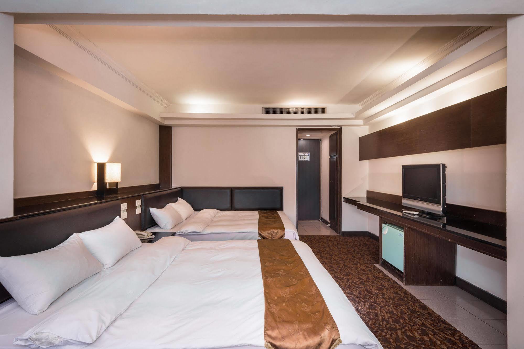 The Enterpriser Hotel Tajcshung Kültér fotó