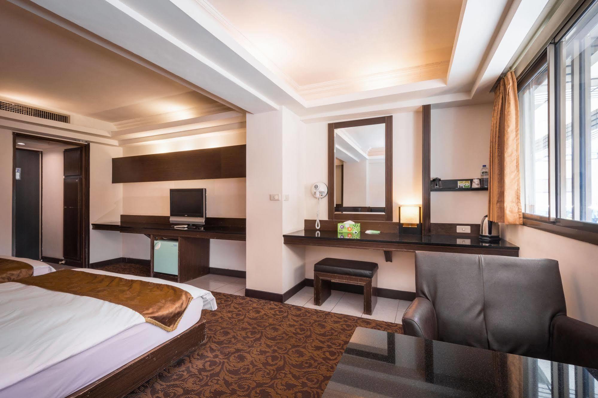 The Enterpriser Hotel Tajcshung Kültér fotó