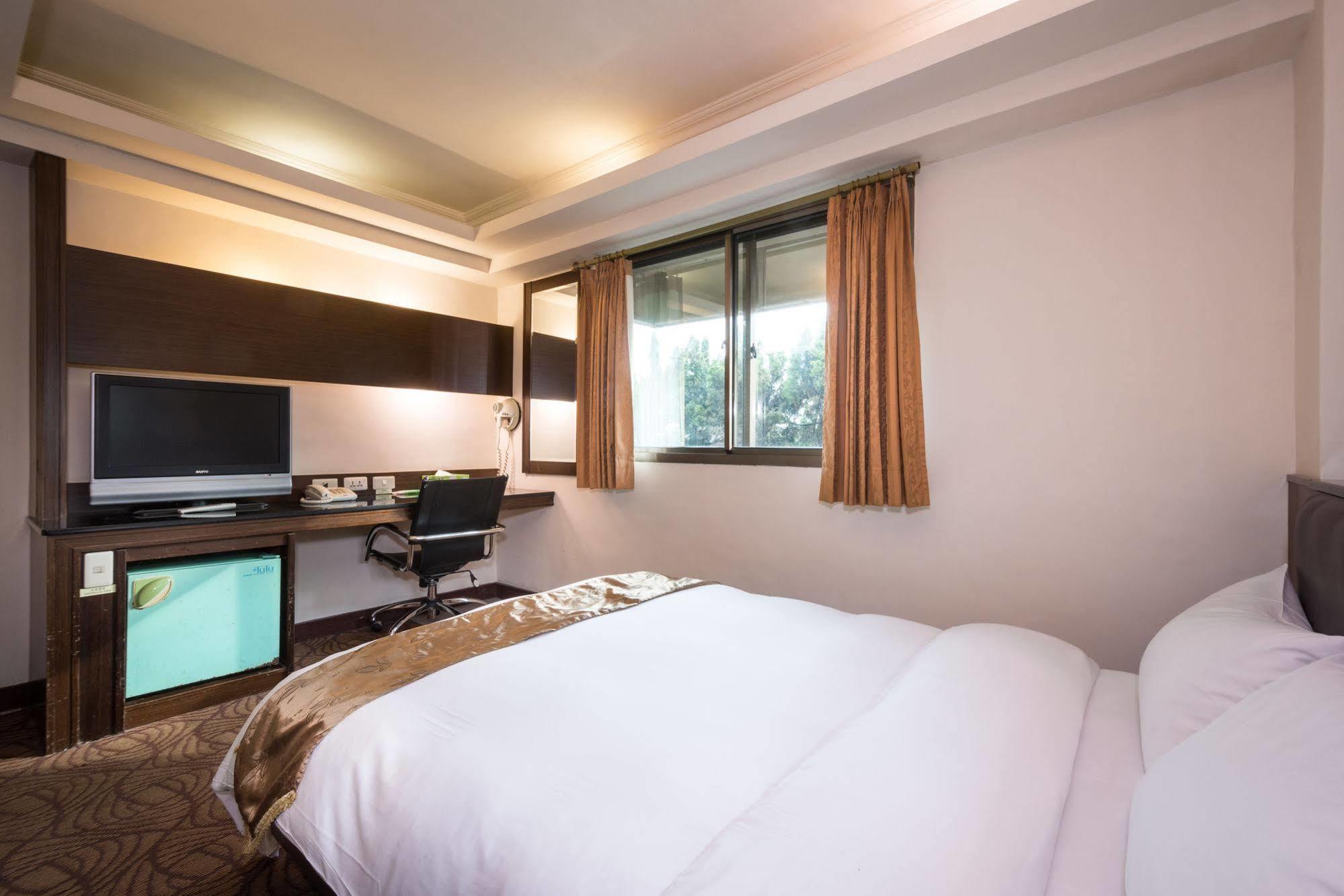 The Enterpriser Hotel Tajcshung Kültér fotó